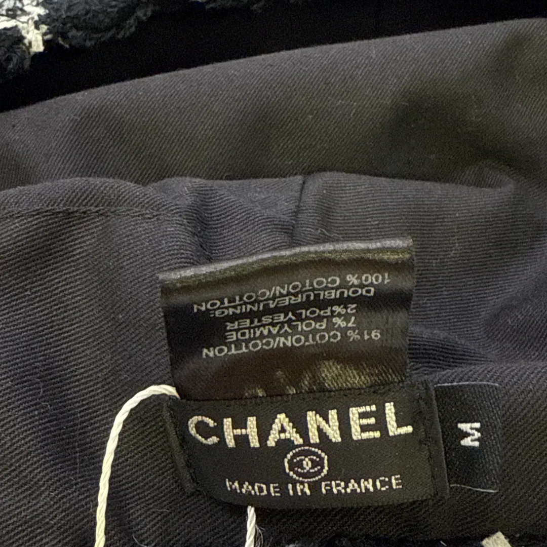 Chanel Women's Black and White tweed Beret