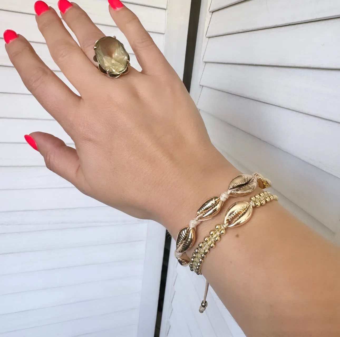 Gold Shell Bracelet or Anklet