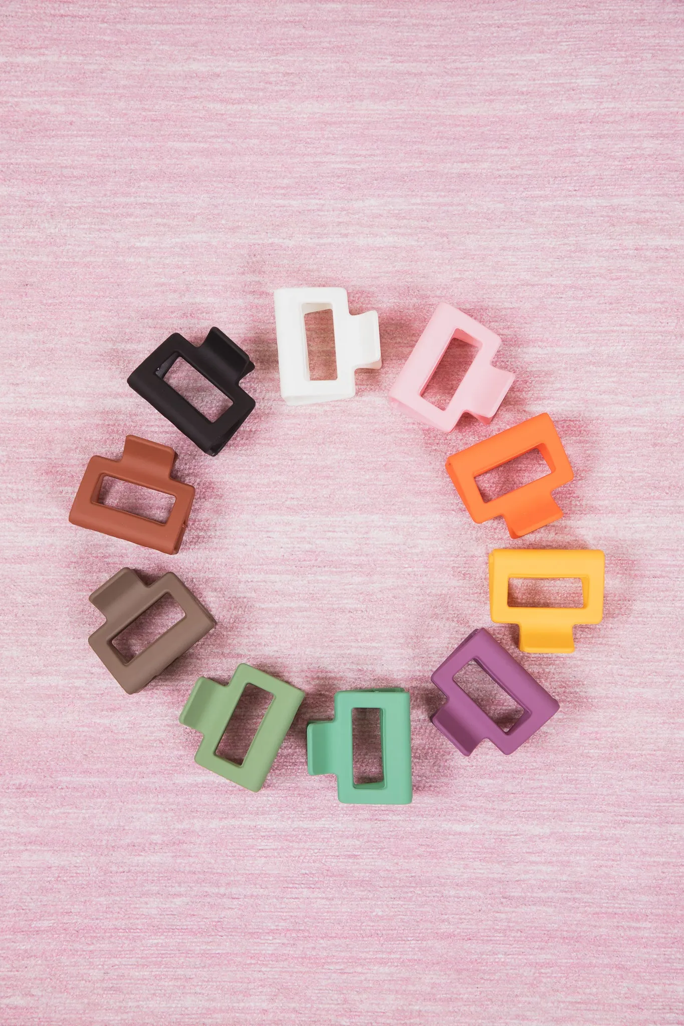 Hope Mid Size Hair Claw Clip