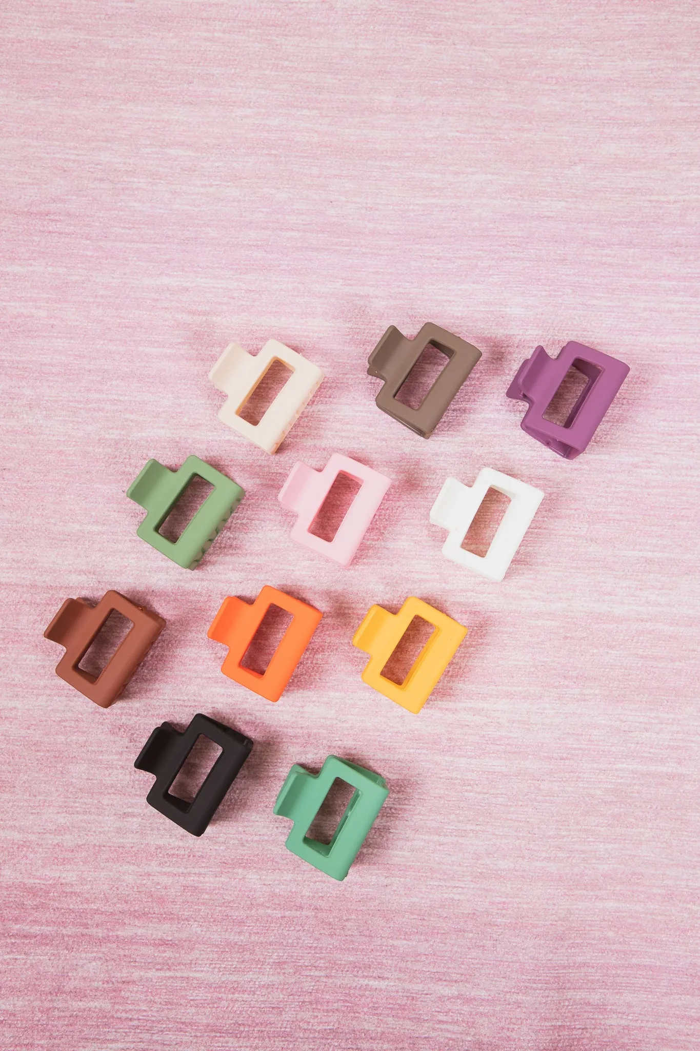 Hope Mid Size Hair Claw Clip