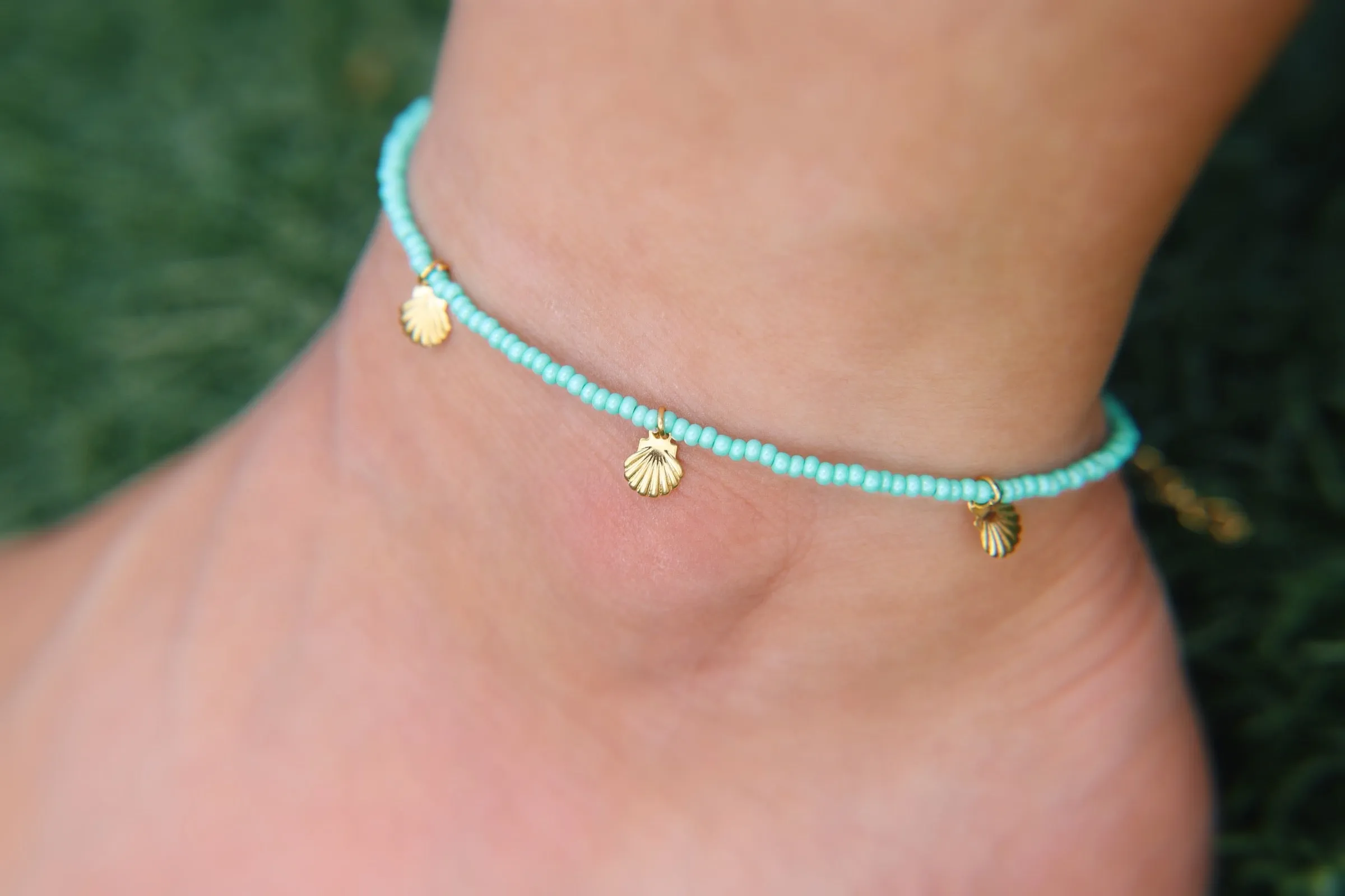 Mermaid Cove Seed Beaded Sea Shell Charms Anklet