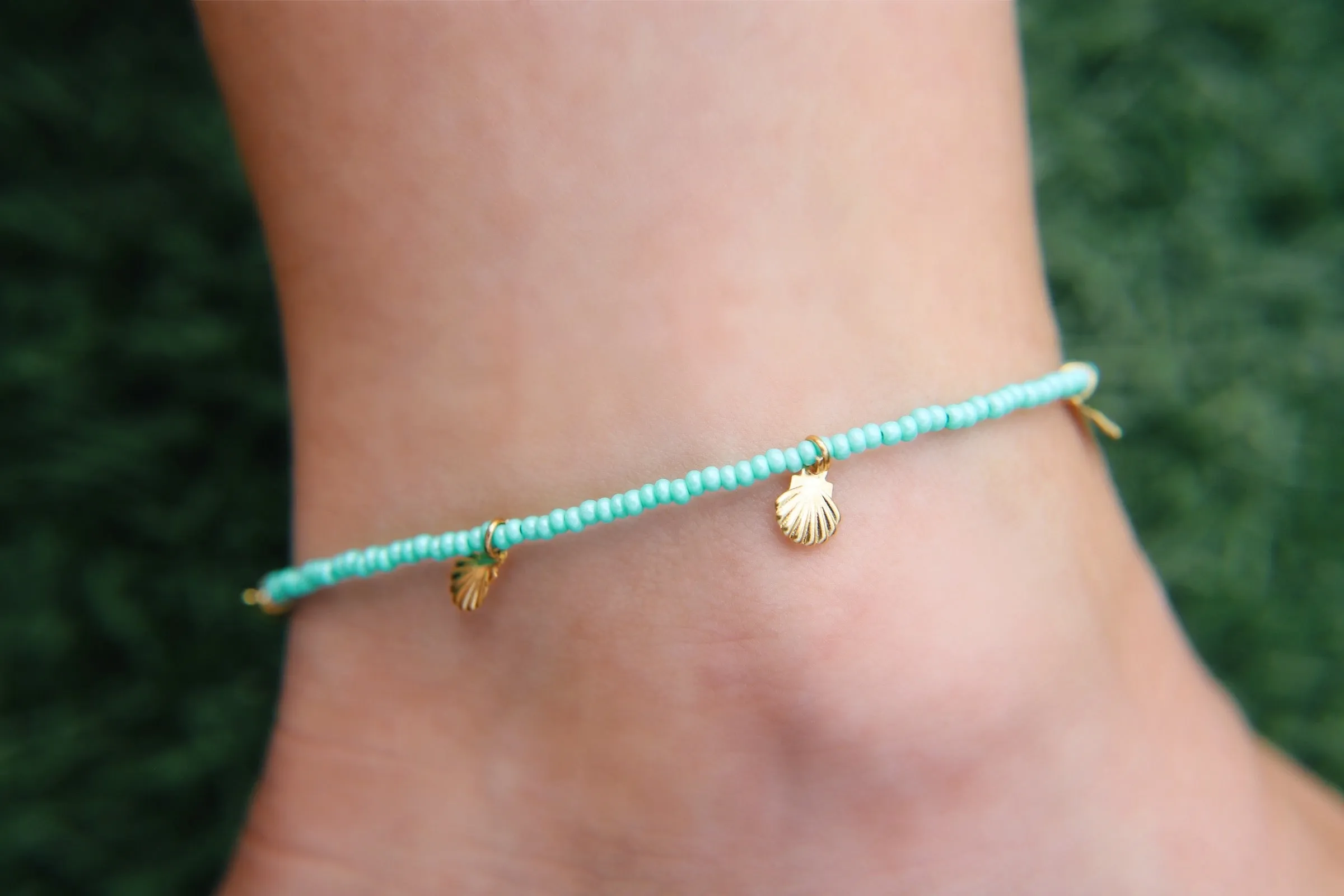 Mermaid Cove Seed Beaded Sea Shell Charms Anklet