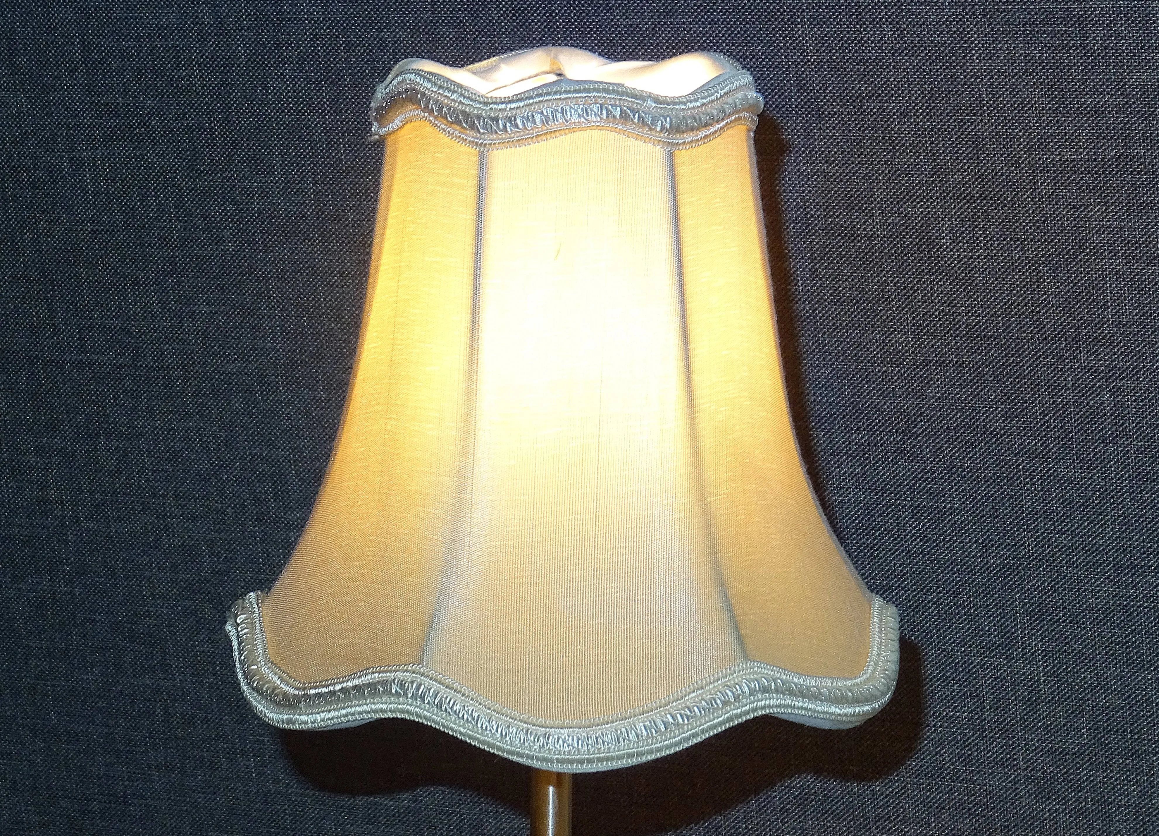 Sand Gold Scallop Clip On Bulb Candle Lampshade 6' for Chandelier or Light Fitting or Wall Lamp Shade Retro