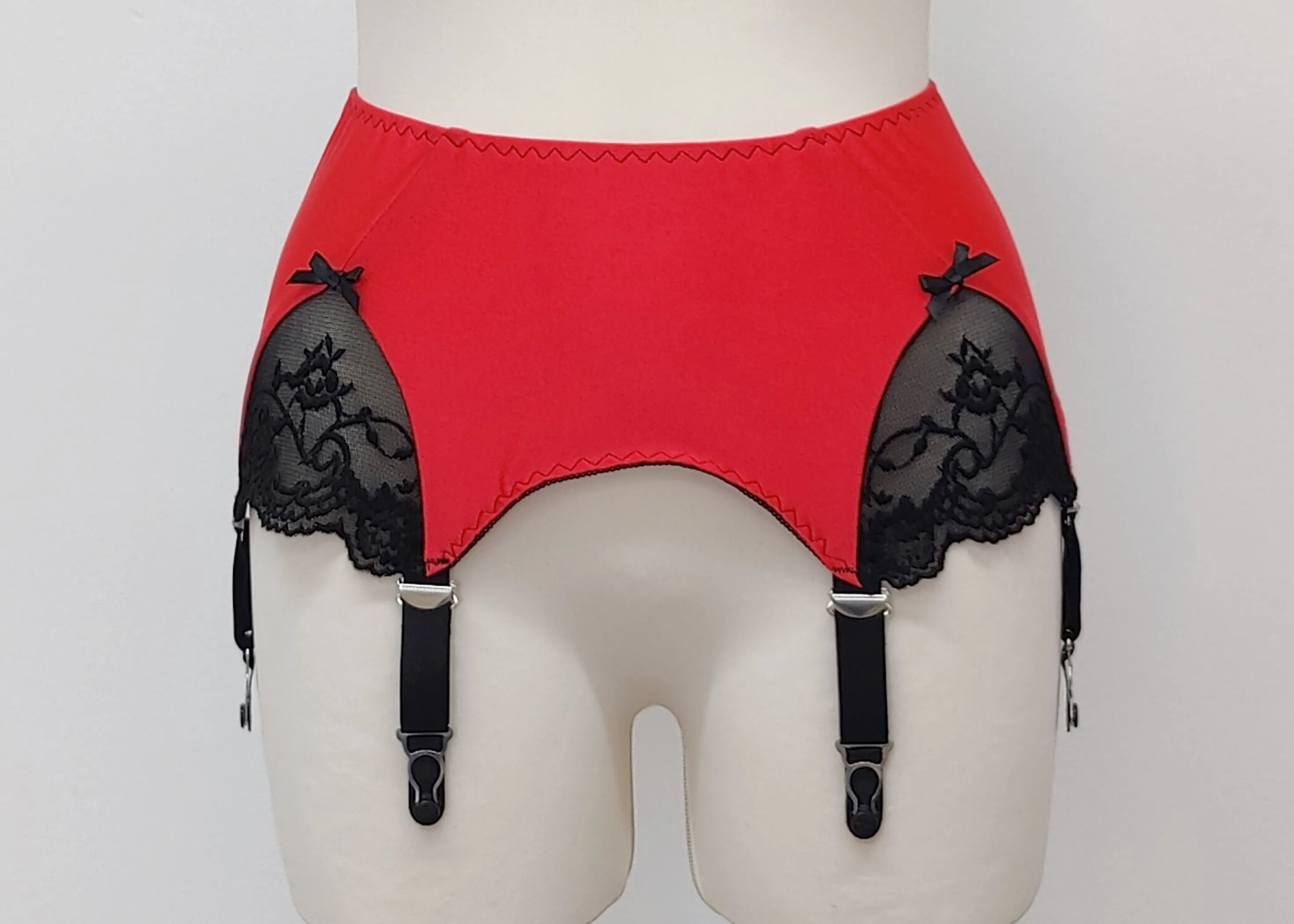 SCARLETT Garter Belt
