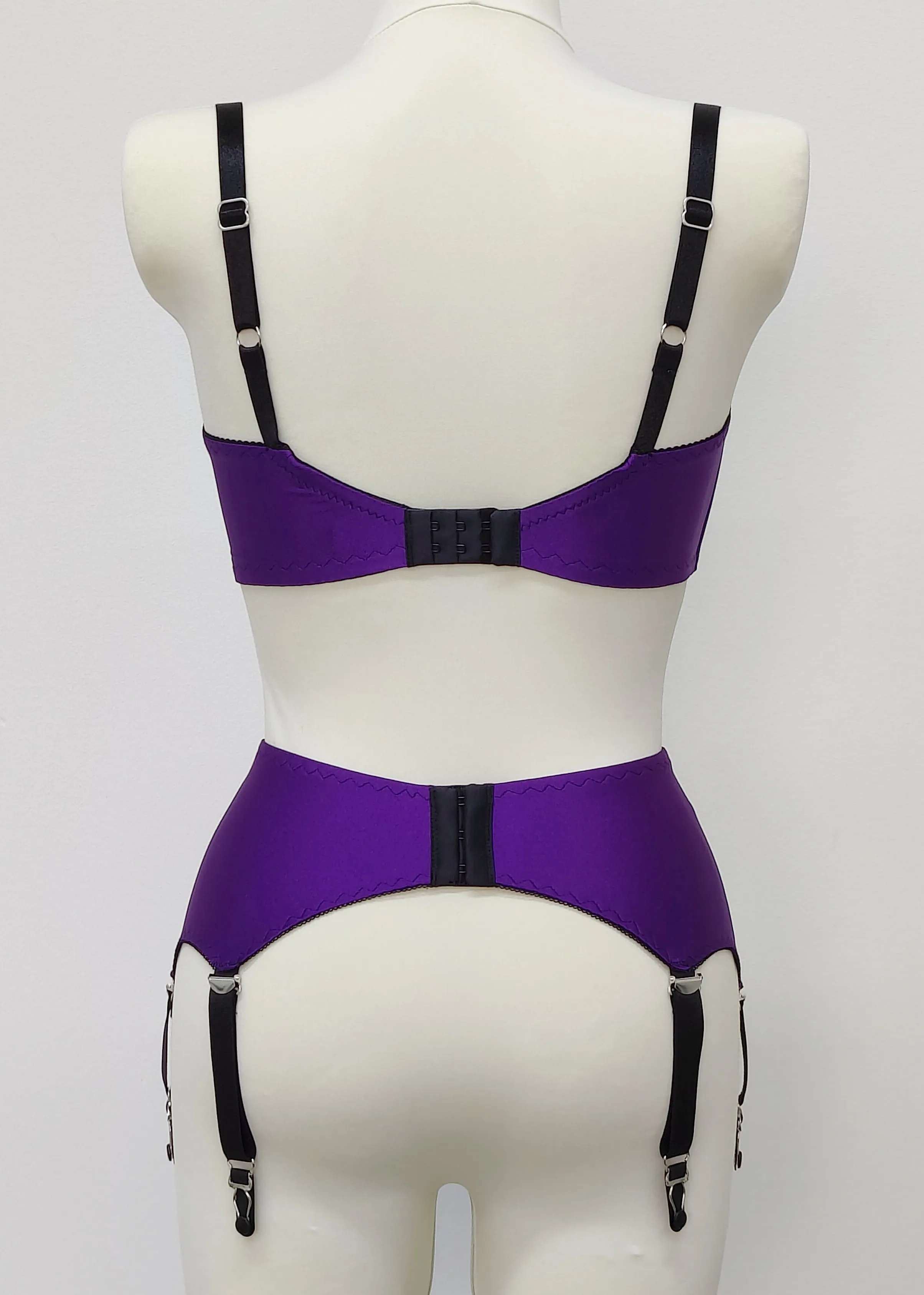 SCARLETT Garter Belt