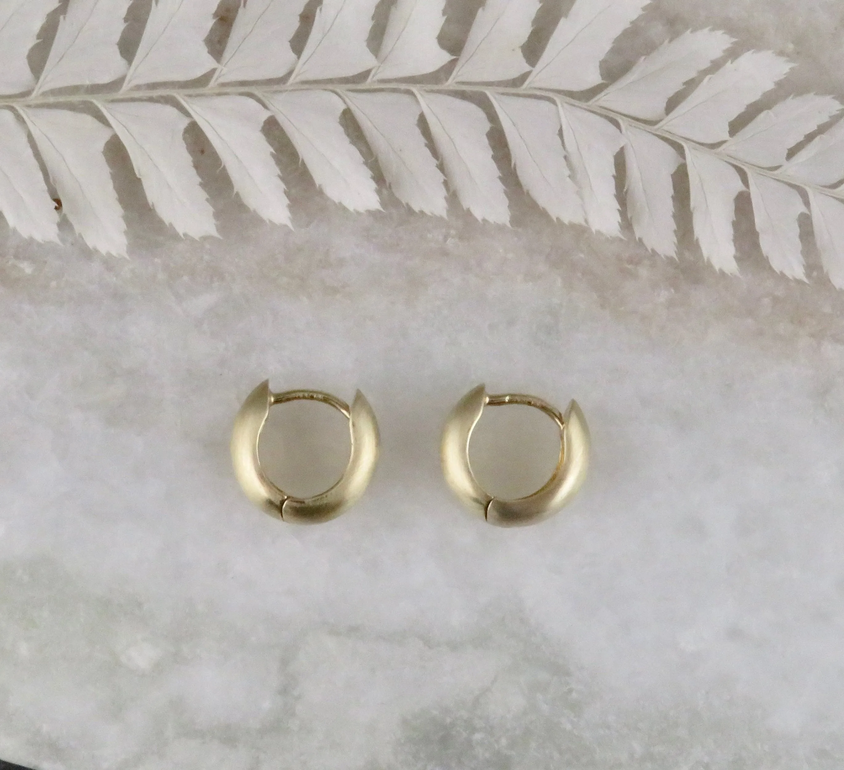 Solid Gold Tapered Clicker Hoops