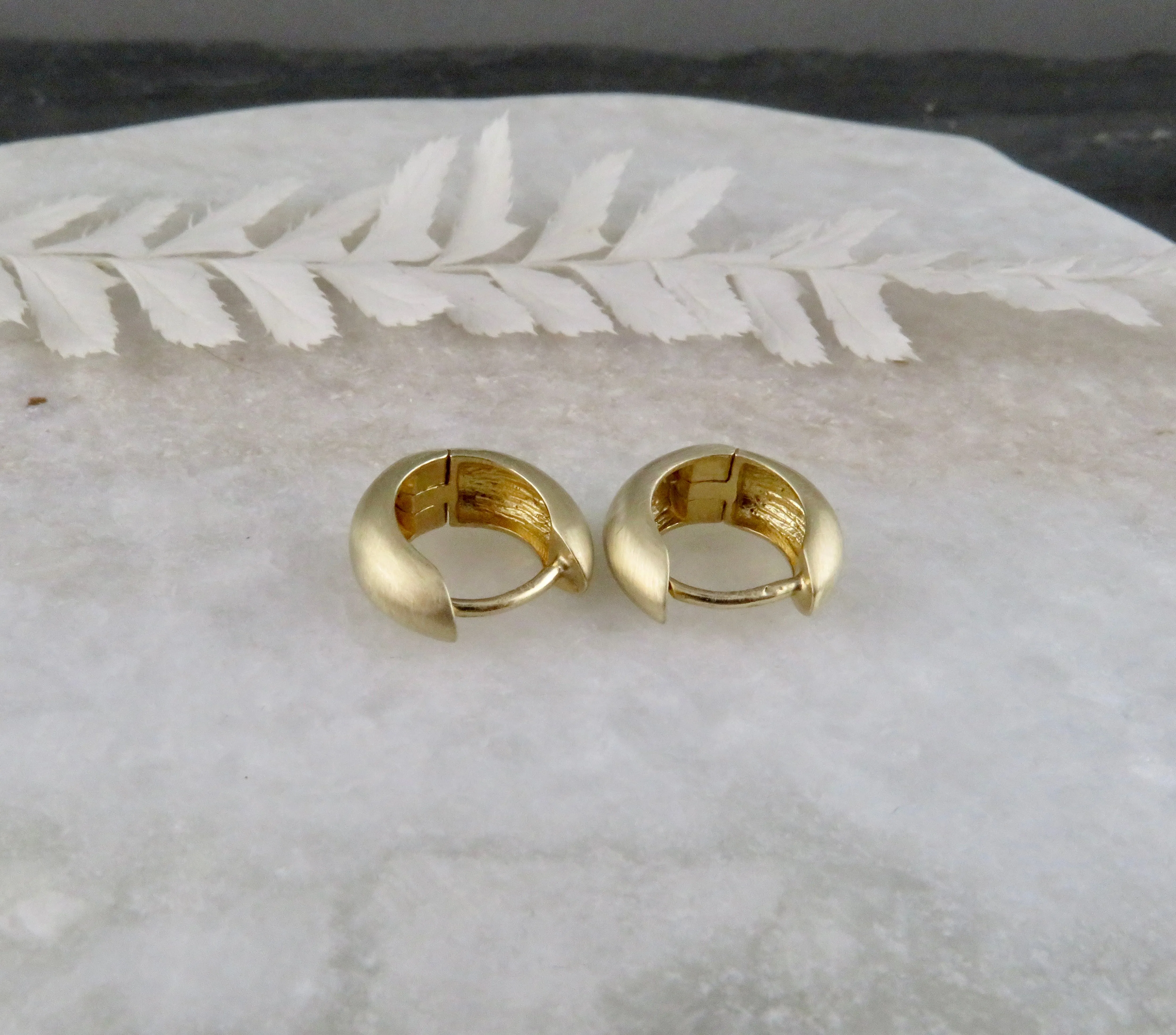 Solid Gold Tapered Clicker Hoops