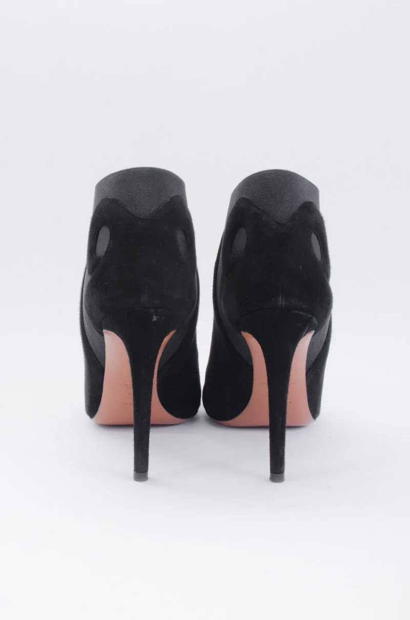 SUEDE SWIRL ANKLE BOOTS